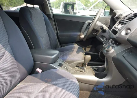 2006 Toyota Rav4 Sport V6 from USA, damaged, VIN JTMBK32V466006371